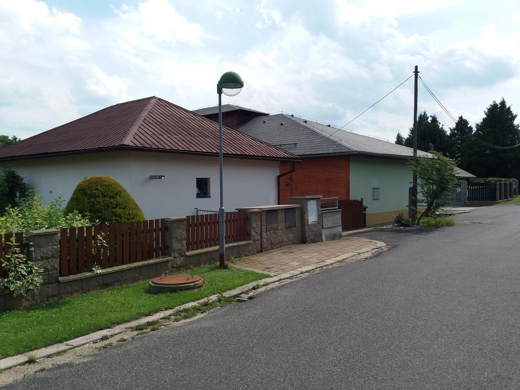 Rekreacni Domek Nový Bor Esterno foto
